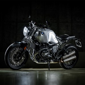 عکس 8k موتور سیکلت BMW بی ام دبلیو M 1000