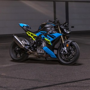 عکس 4k موتور سیکلت سنگین bmw s1000r sport