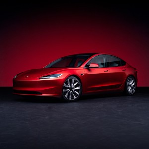 عکس ماشین برقی تسلا tesla model 3 2023