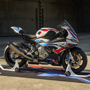 عکس 6k موتور سیکلت بی ام دبلیو bmw m 1000 rr race